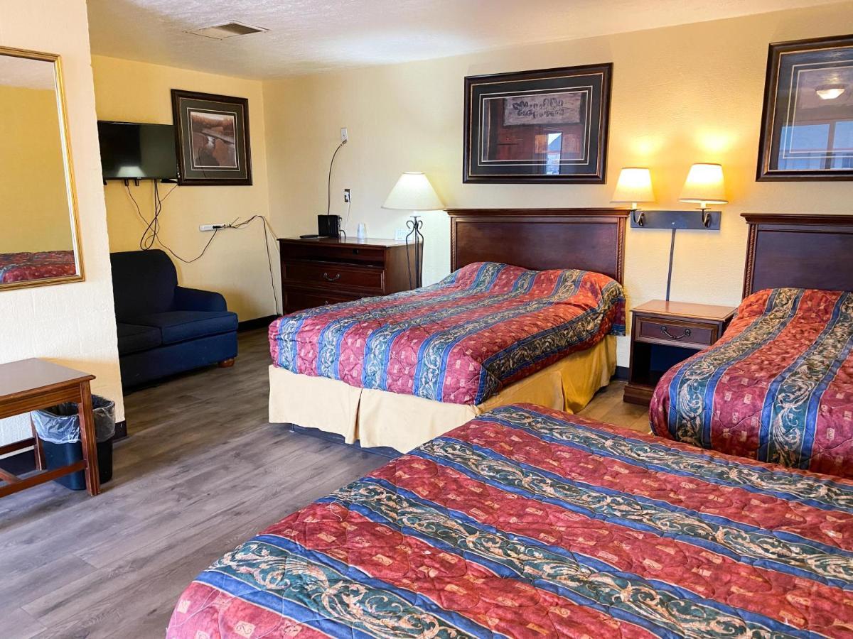 Guest Ranch Motel Шайен Екстериор снимка