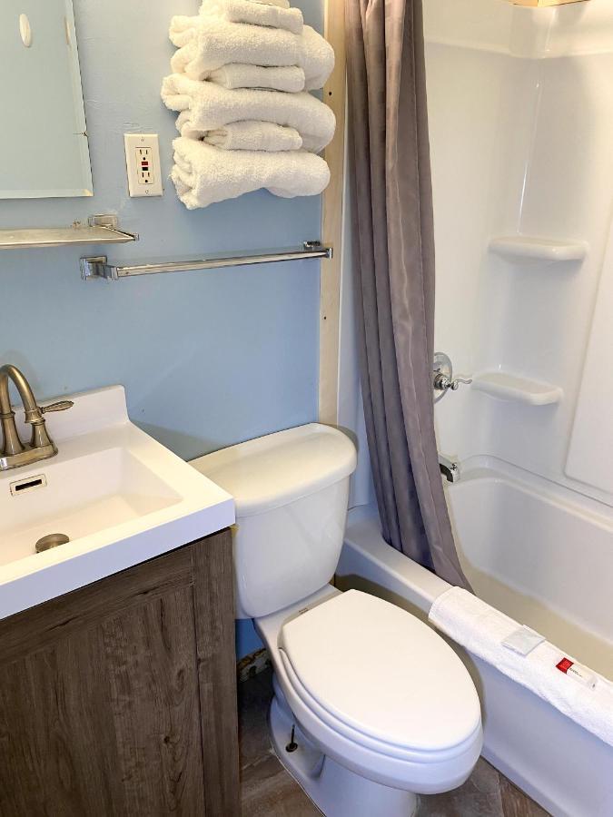 Guest Ranch Motel Шайен Екстериор снимка